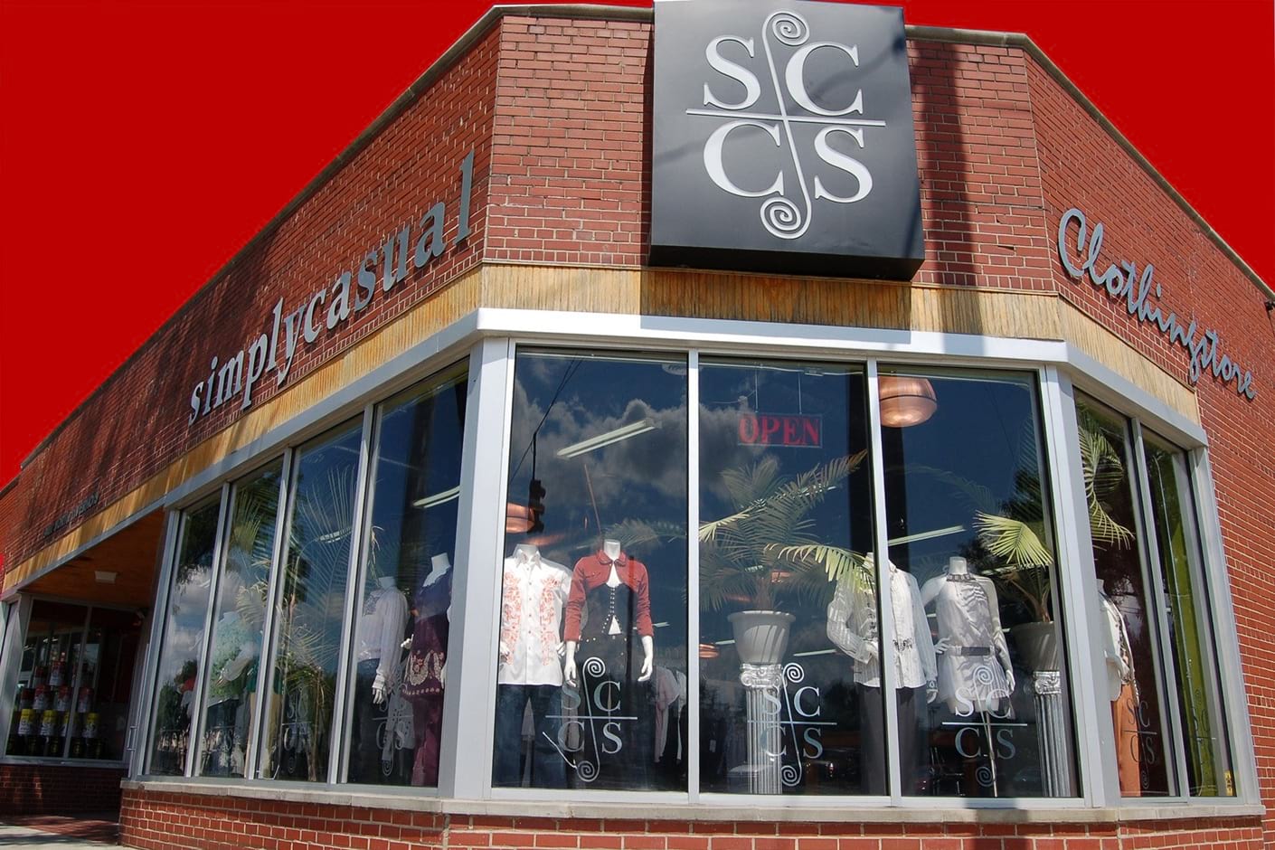 Detroit's Avenue of Fashion Shines Again